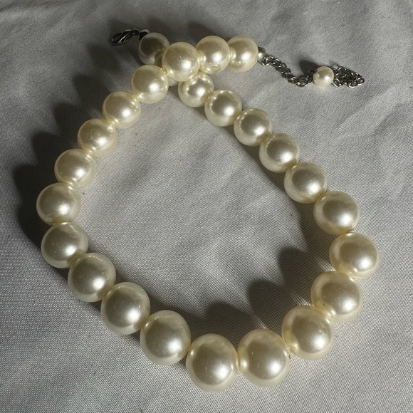 Choker style pearl bead necklace - Picture 5 of 5